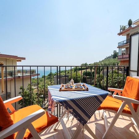 Le Orchidee By Wonderful Italy Daire Sanremo Dış mekan fotoğraf